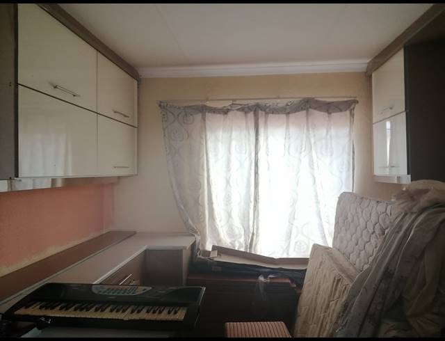 3 BEDROOM HOUSE FOR SALE IN TLHABANE WEST
